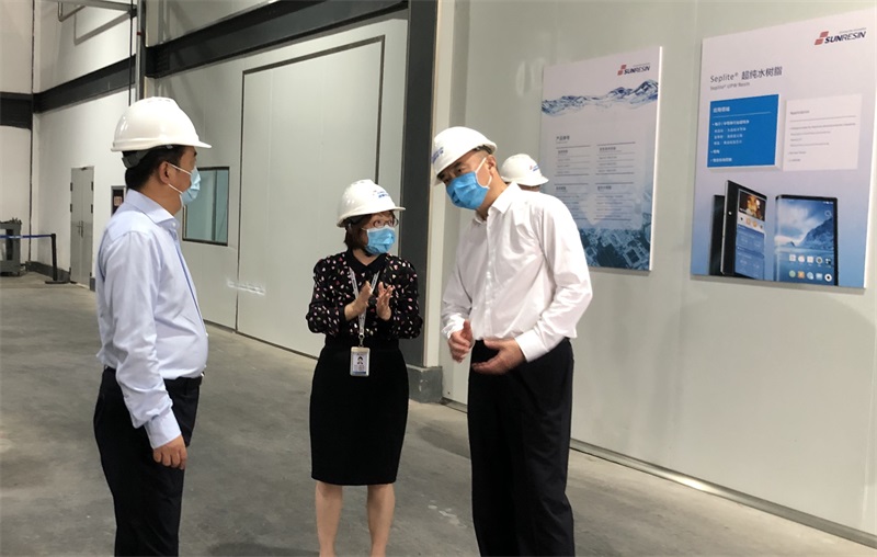 陕西省省长刘国中、西安市市长李明远一行调研高陵TG反波胆工业园