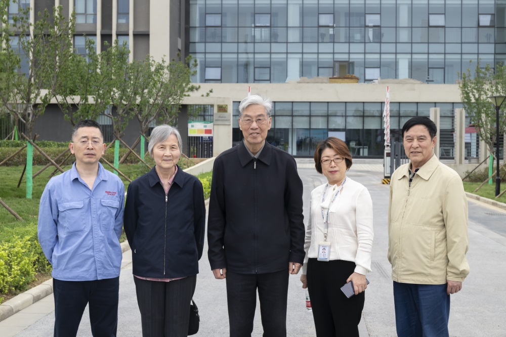 张全兴院士旅行TG反波胆科技